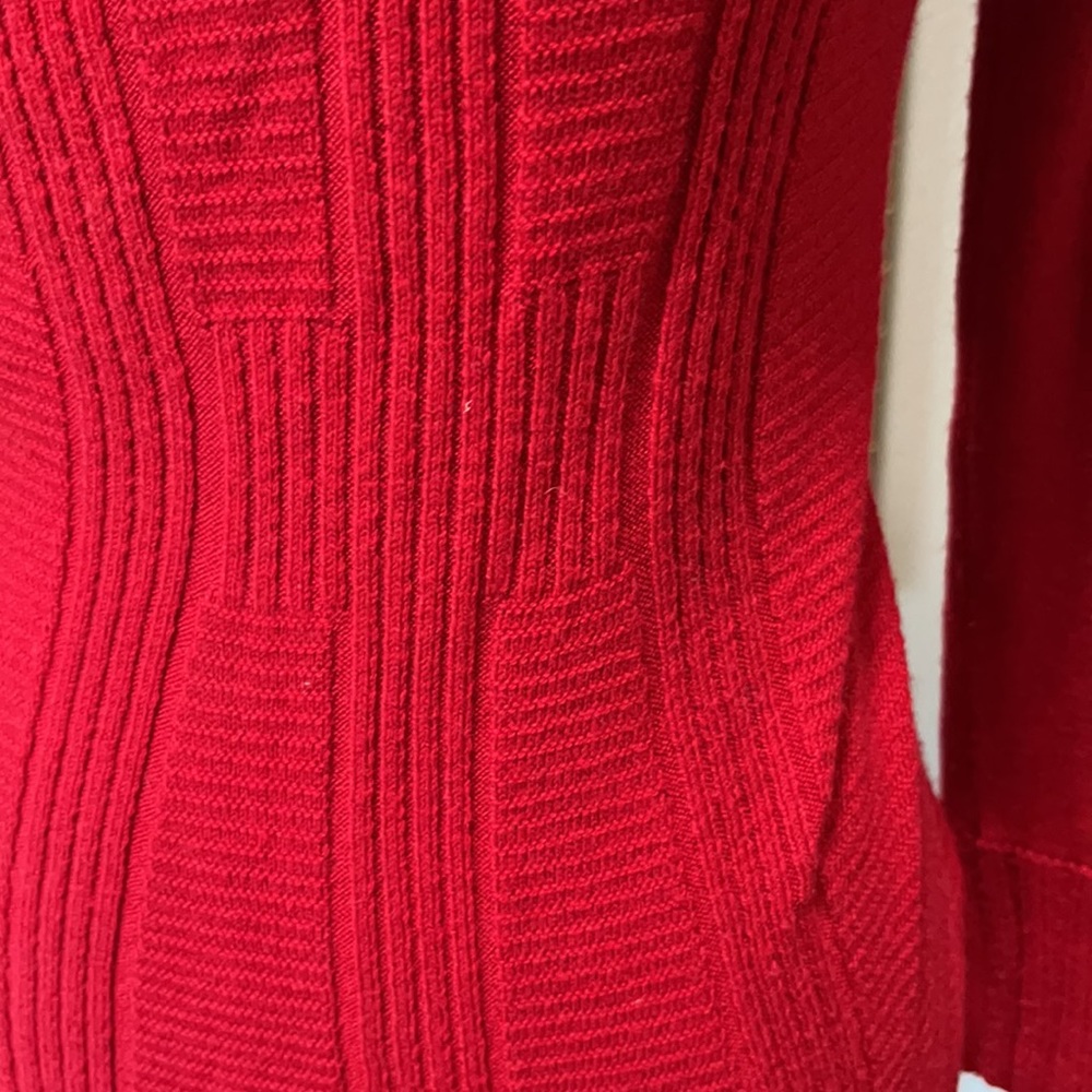 Cache Rec Off-Shoulder Sweater - Picture 6 of 7